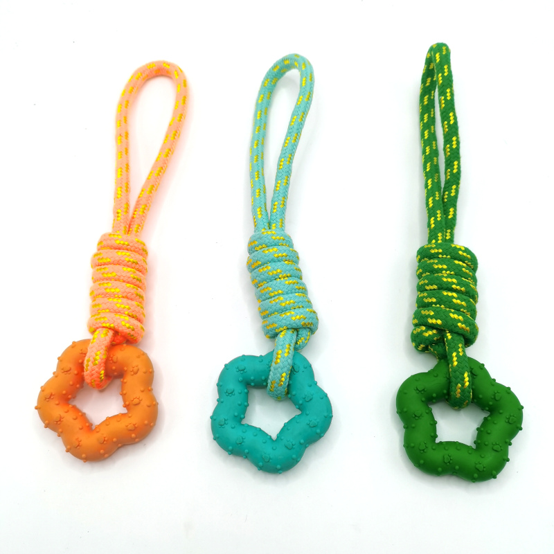 Estrela TPR com brinquedos para mastigar corda